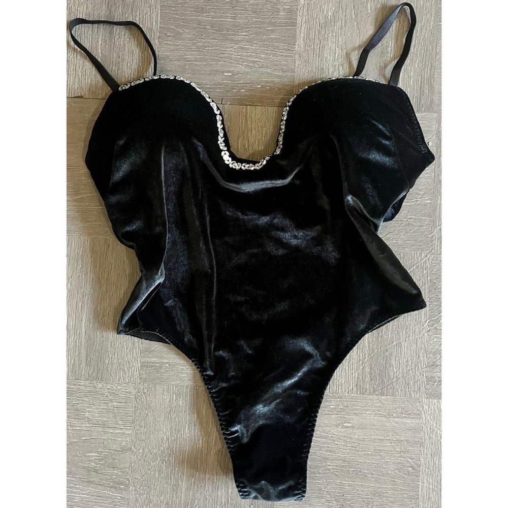 NWT Victoria’s Secret teddy